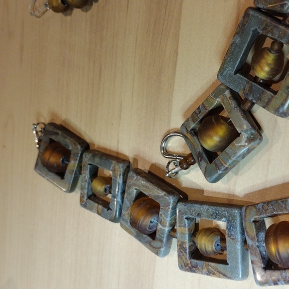 Handmade jewelry - Picture 2 of 3